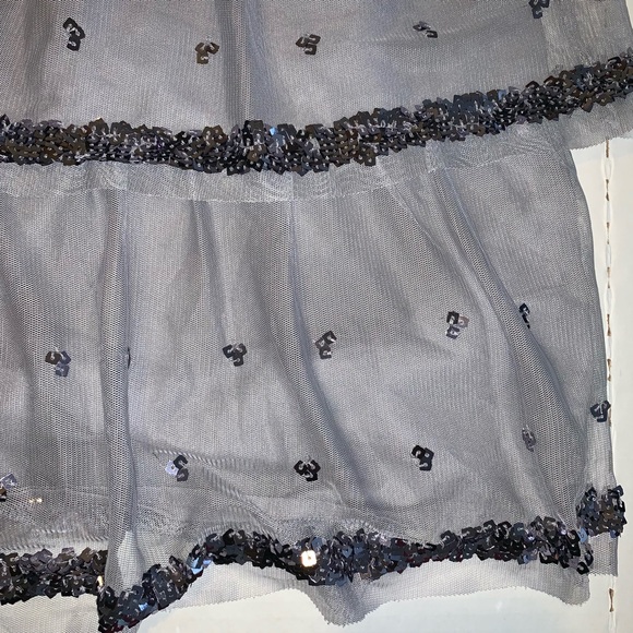 Old Navy Embellished Sequin Tiered Tunic - Picture 4 of 6